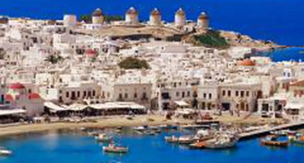 Чуждестранни туристи създават напрежение на гръцките острови