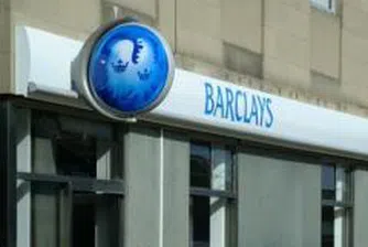 Barclays регистрира 34% спад на печалбата за полугодието