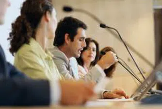 За дебат по проблемите в земеделието и животновъдството призовават от БАМ