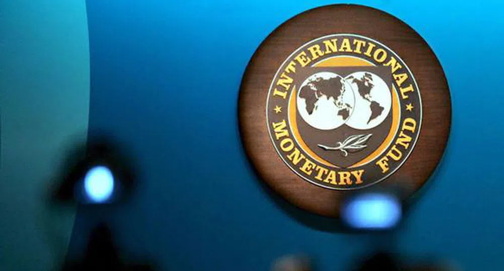 МВФ: Светът ще започне да излиза от кризата през 2010 г.