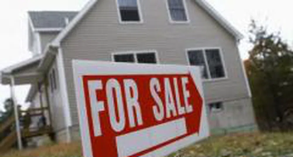 Собствеността на американците в домовете им пада под 50%
