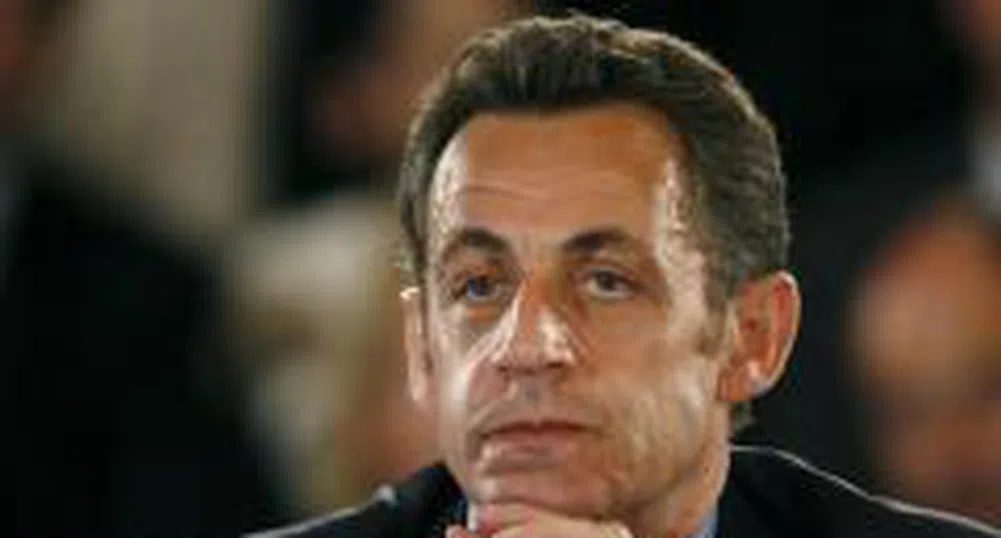 Саркози се среща с банкери и застрахователи