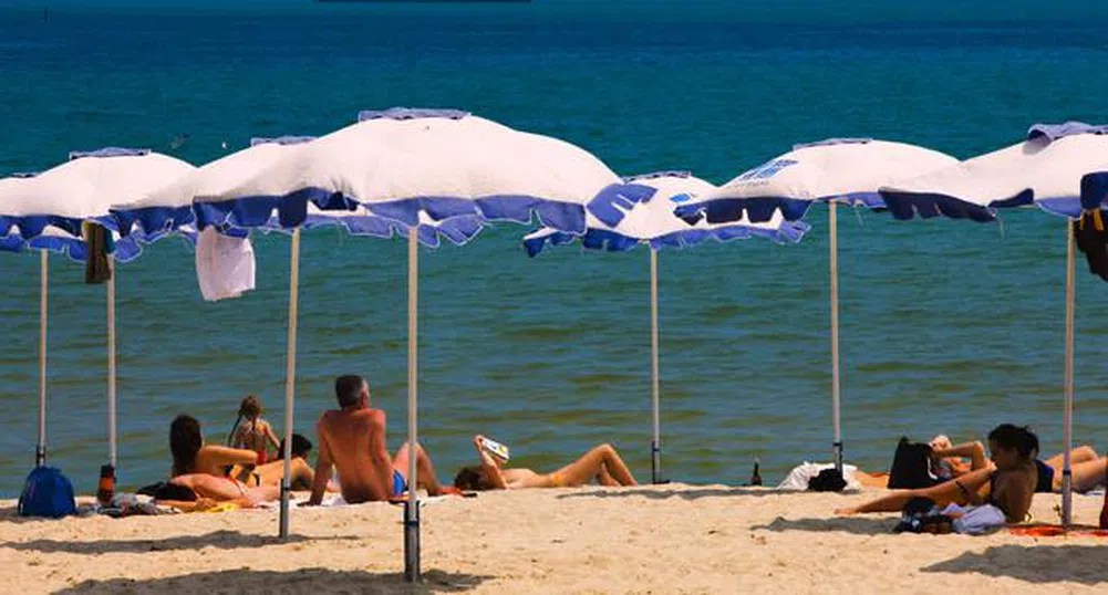 Black Sea Resorts Expect Rich Russian Tourists