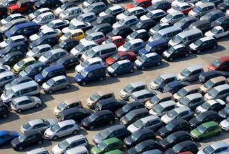 Продадените нови коли у нас със спад от 53% за тримесечие
