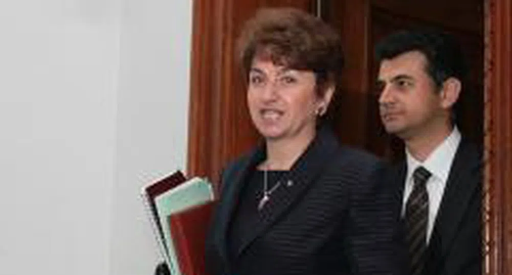 Изнасят черния списък на фирмите