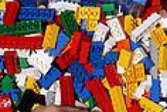 Lego навърши 75 години