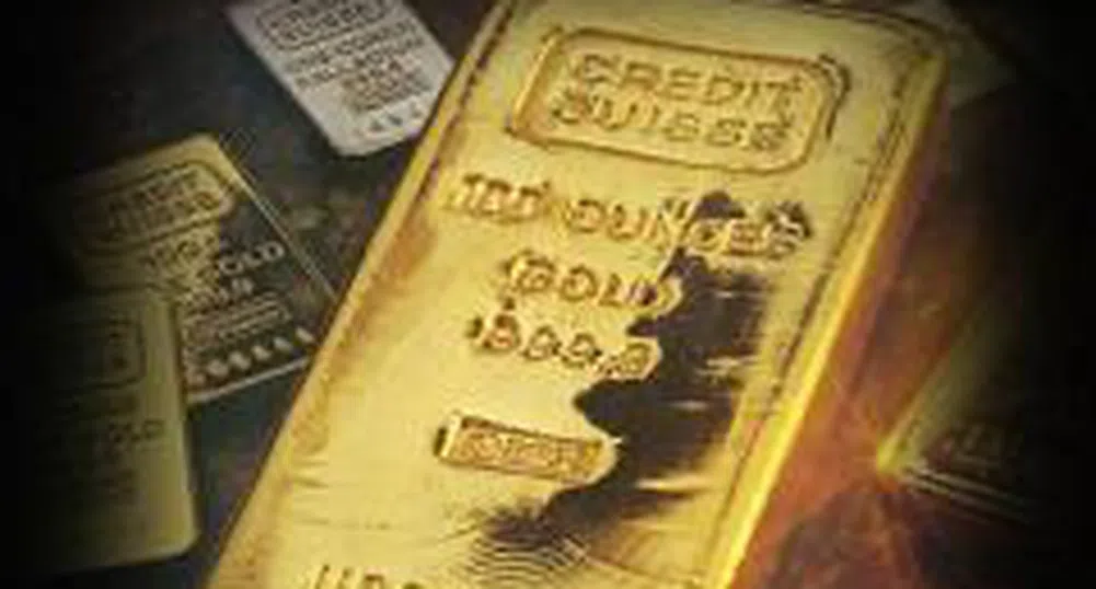 Поскъпването на долара доведе до масирани разпродажби на златото