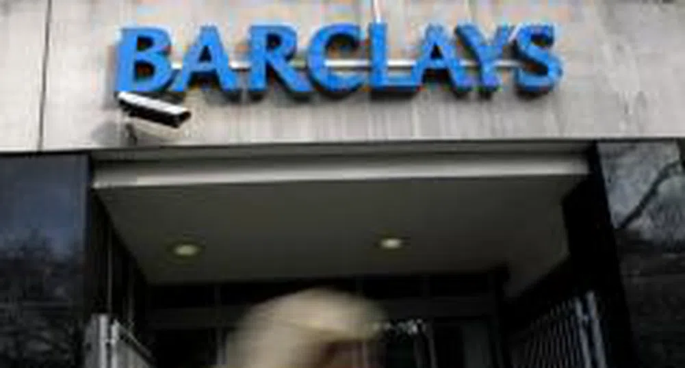 Barclays ще набере 11.8 млрд. долара от група инвеститори