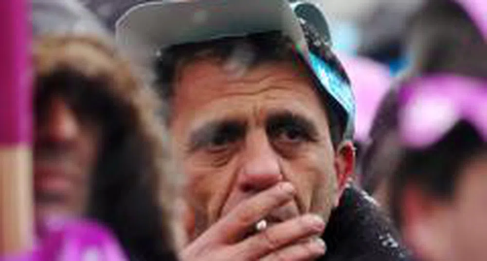 Работници в завод на „Арселор Митал“ нападнаха офиса на директора