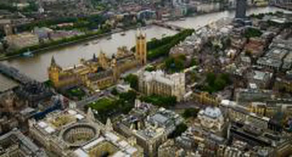 Цените на луксозните жилища в Централен Лондон с първо понижение от 5 години