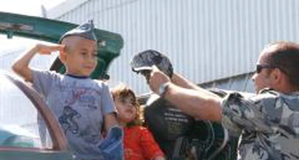 САЩ инвестират 66.5 млн. долара във военните бази у нас