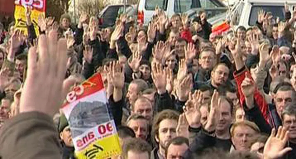 КНСБ: 12 хил. души участват в протестите