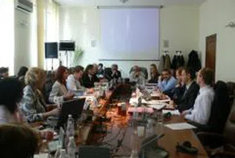 Първият мониторингов диалог между Евростат и България проведоха в МФ