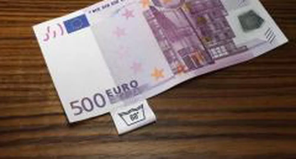 Шоколадово евро раздават в Европейския парламент