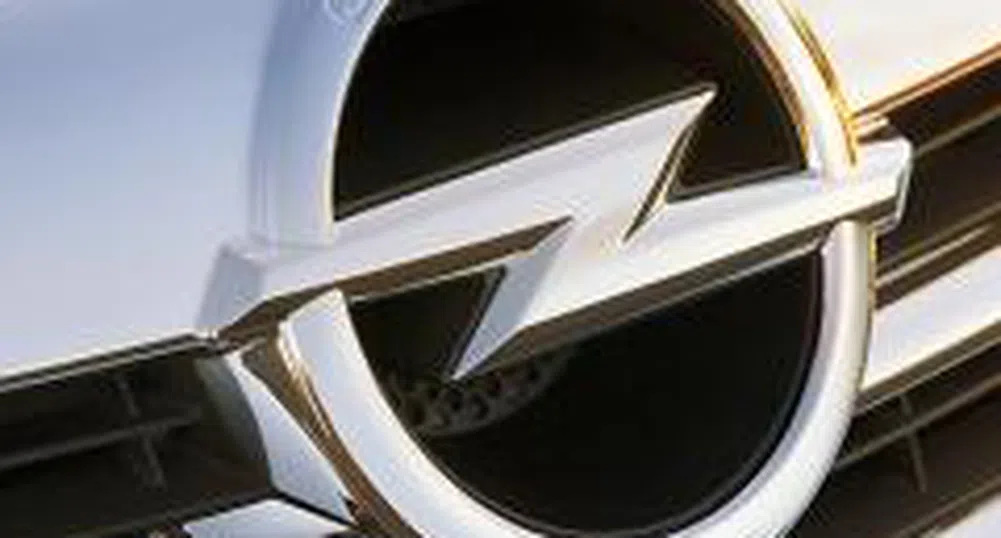 Opel ще представи Insignia, версия комби в Париж