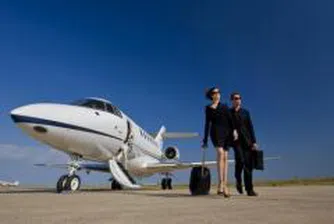 Самолетните билети поскъпват с до 8% през 2009 г.