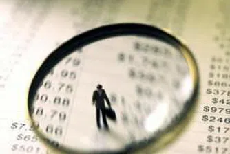 S&P постави рейтинга на България под наблюдение