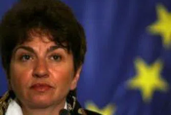 Плугчиева дискутира доклада на ЕП в Брюксел