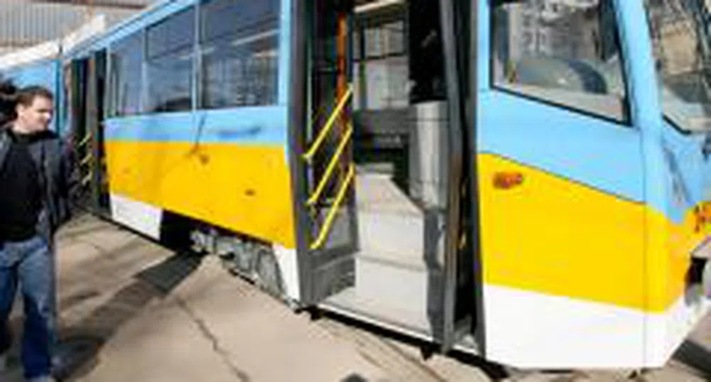 Столичани плащат със SMS и в градския транспорт