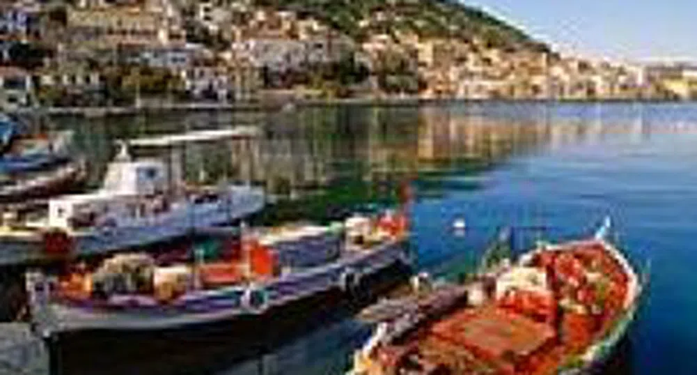 Нова стачка на пристанищата в Солун и Пирея