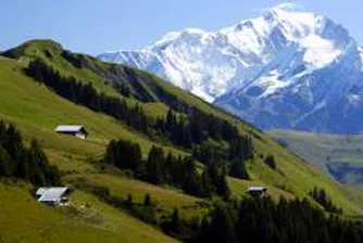 Френските Алпи все повече привличат чуждестранните туристи