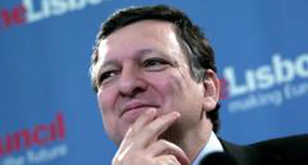 Жозе Барозу обсъжда в София спряното еврофинансиране
