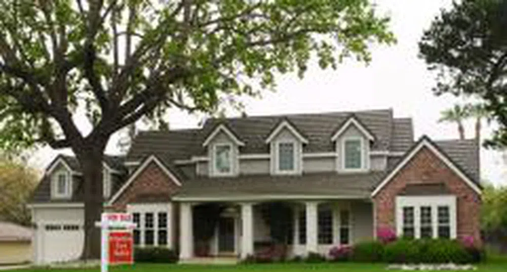 Цените на имотите във водещите щатски градове продължават да падат
