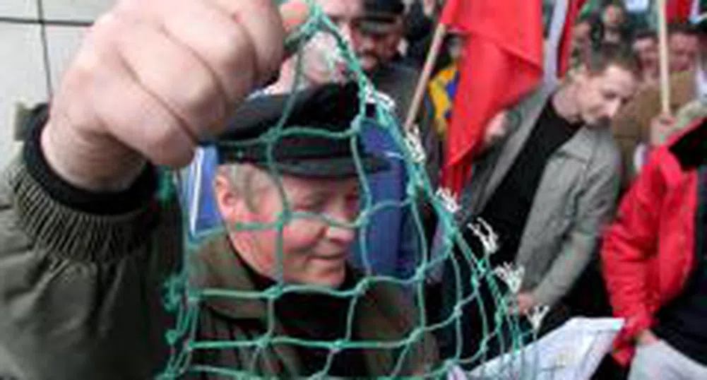 ЕС одобри помощи за рибарите заради скъпия дизел