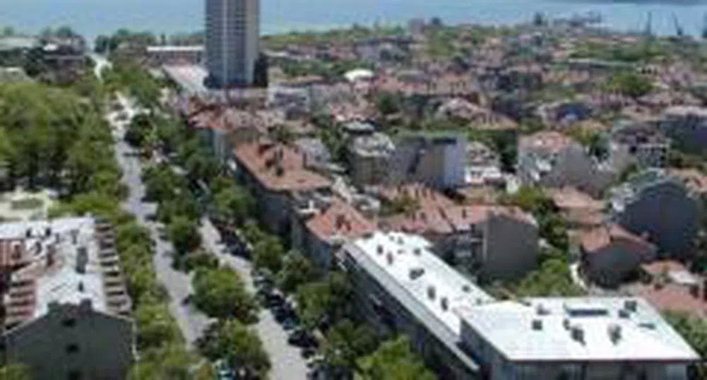 Най-високата средна цена за кв. м жилищна площ през 2007 г. е във Варна