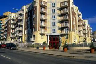 PRC REIT Plans an Eight-Fold Capital Increase