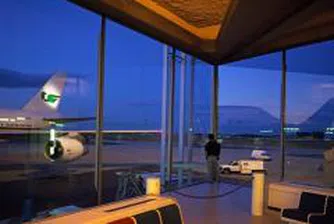 Новия терминал на лондонското летище Хийтроу не е подобрило тежката ситуация