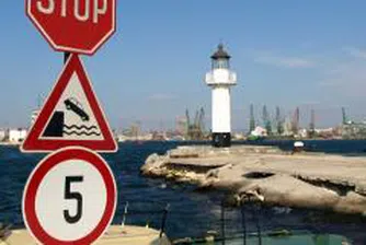 Пристанище "Варна" планира да построи дълбоководно корабно място