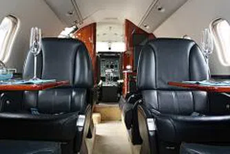 Приватизацията на румънския завод Самолети Крайова започва отново от нула