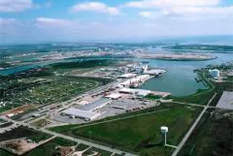 Германски съд даде зелена светлина на проект за дълбоководно пристанище, оспорван от еколози