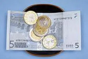 Russia and Romania To Up Wages The Most in 2009