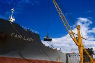 Обсъждаме ускореното развитие на Коридор VІІІ на среща в Албания и Македония