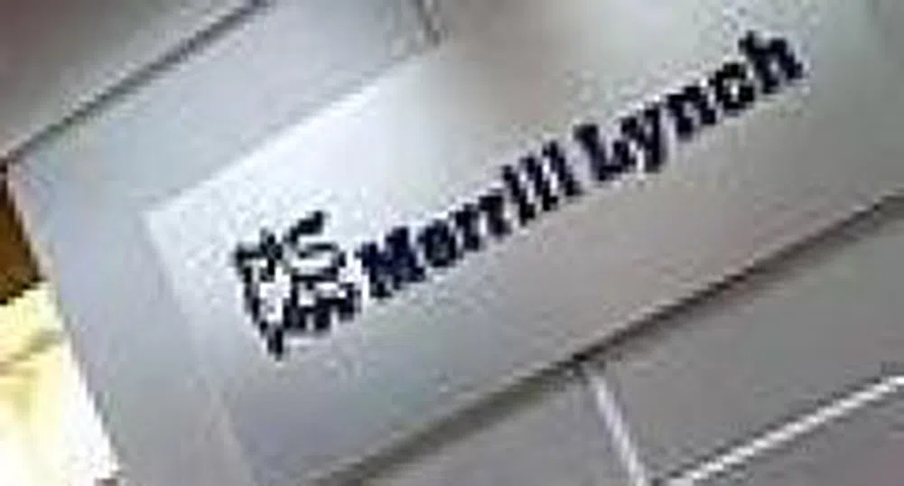 Merrill Lynch с първа тримесечна загуба от шест години насам