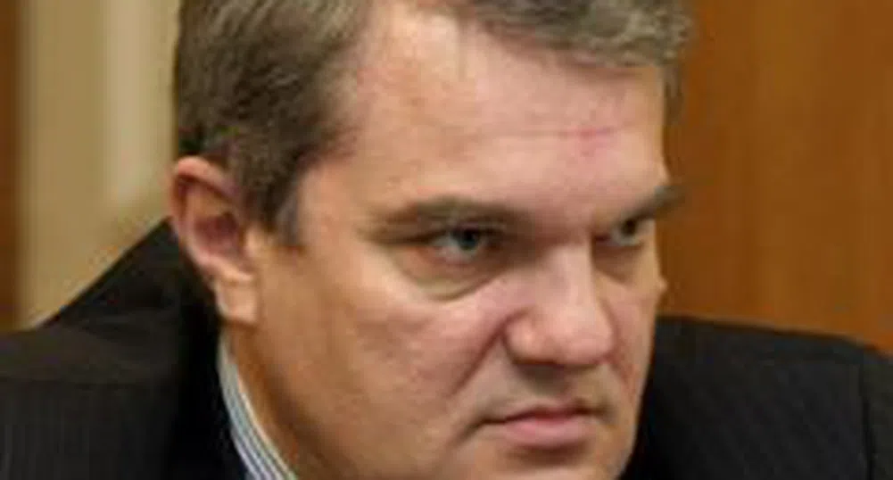 Румен Петков подаде оставка