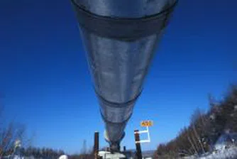 Петролът с нов рекорд близо до 105 долара за барел