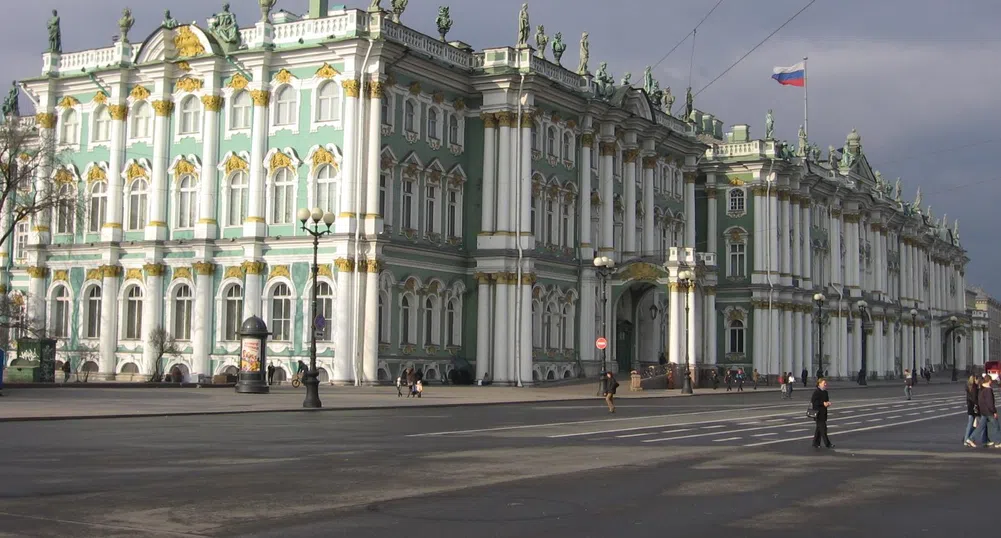 Туристическите услуги в Санкт Петербург поевтиняват