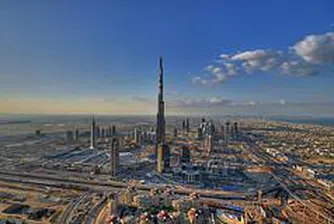 Отлагат откриването на Burj Dubai