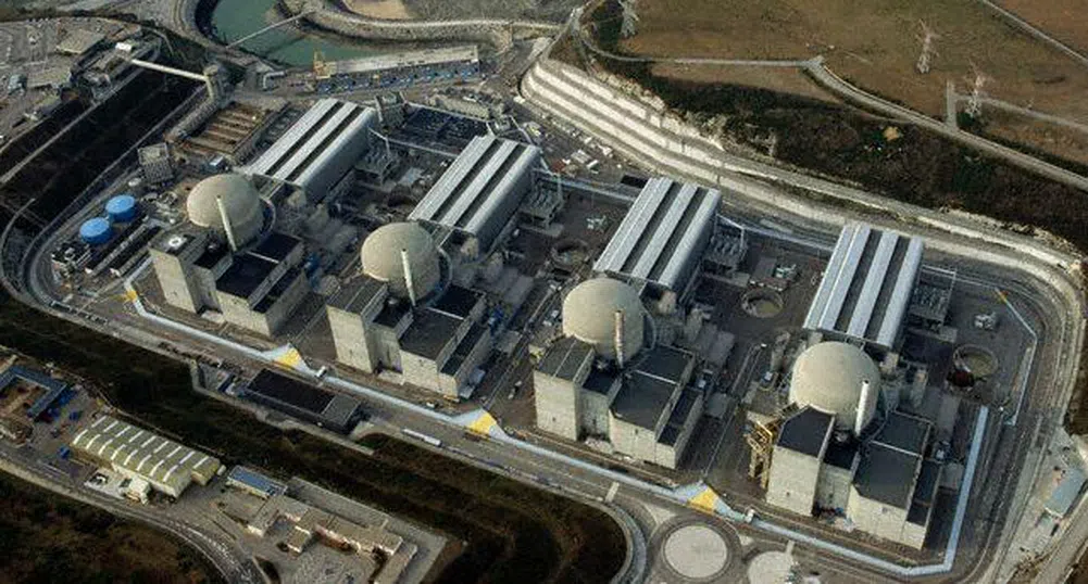 Най-старите френски ядрени реактори ще работят още 10 г.