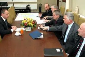 Станишев: Първи приоритет за нас е сигурността на контингентите ни в Косово