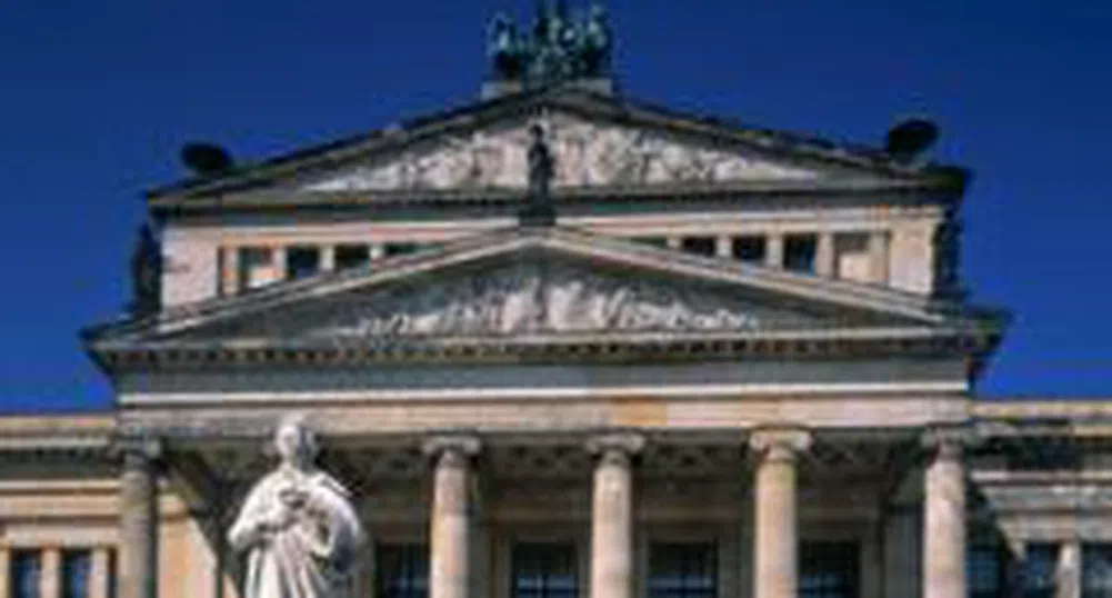 Германия одобри спасителен план на стойност 100 млрд. евро