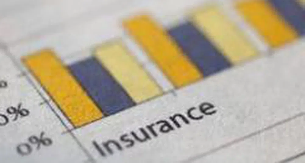 Осем застрахователи губят пазарен дял в общото застраховане за година