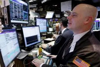 Dow Jones скочи с над 300 пункта в първите минути на днешната сесия
