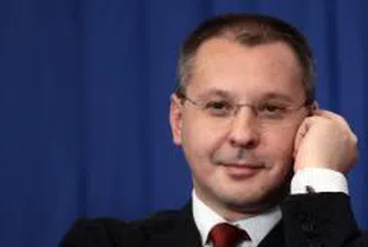 Станишев: Депозитите в банките са се увеличили с 32% за година