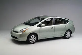 Toyota Prius се предлага и с опция за соларен покрив
