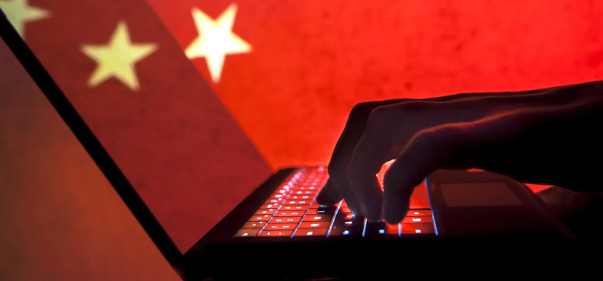 Китайски научни звена купуват напреднали чипове на Nvidia въпреки затегнатите санкции