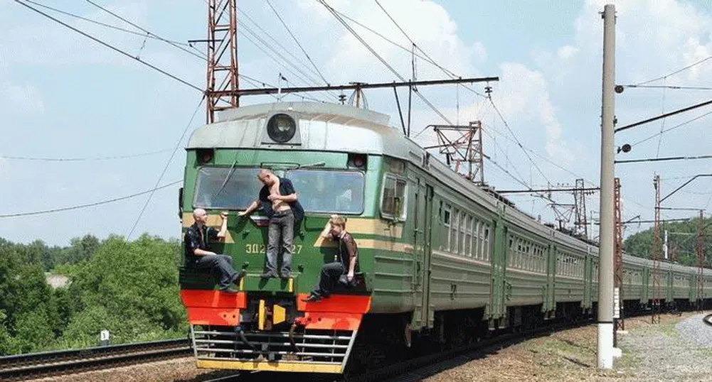 БДЖ гаф: Два бързи влака не тръгнаха, нямали локомотиви